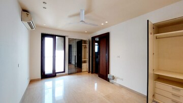 Room in 4 BHK Builder Floor at Boutique Residential Apartments A 3 2, Vasant Vihar – for Rent