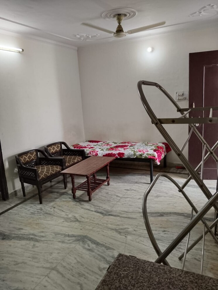 Gym, surat nagar 2.5 Bedroom 150 Sq.Yd. Independent House In Surat Nagar Gurgaon 8938238