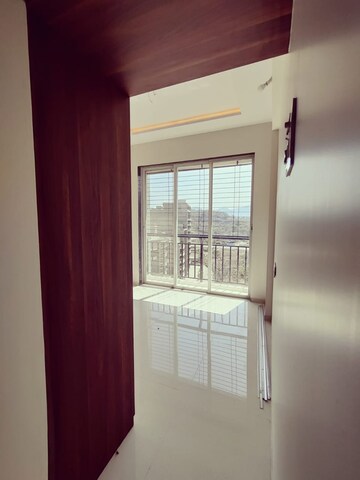 Room in 1 BHK Apartment at Thanekar Paradise, Badlapur East – for Rent