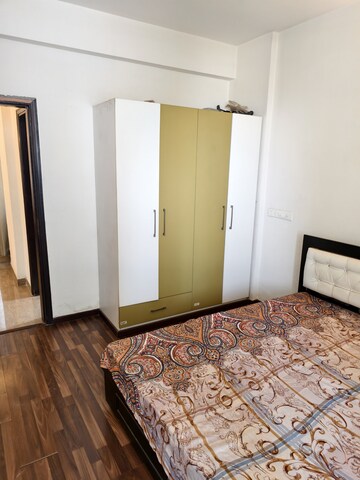 Bedroom in 2 BHK Apartment at Thakkarwal – for Rent