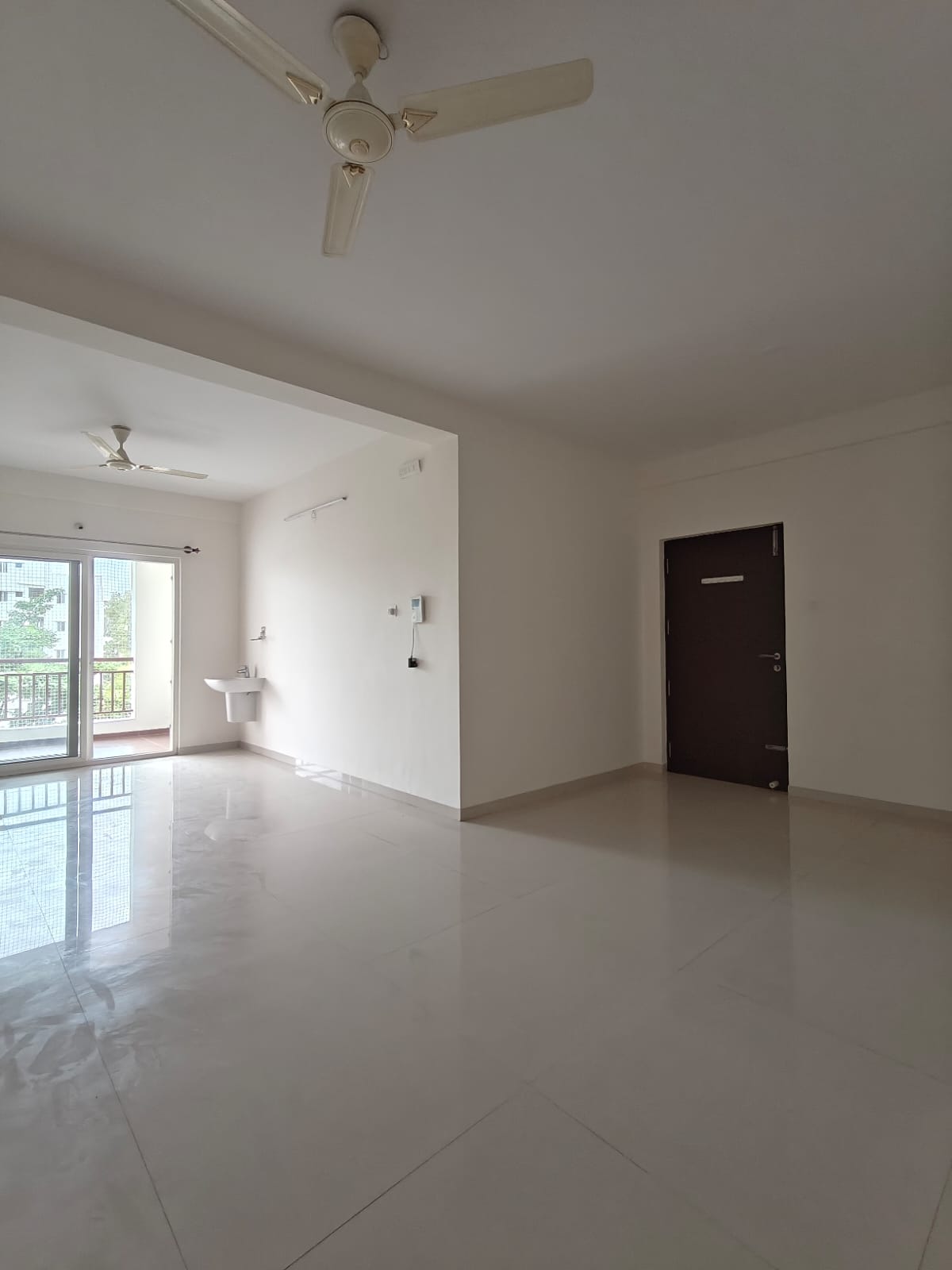 2 BHK 1255 Sq.Ft. Apartment in Dsr Eden Greens