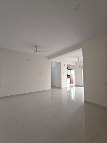 Room in 2 BHK Apartment at Dsr Eden Greens, Varthur – for Sale