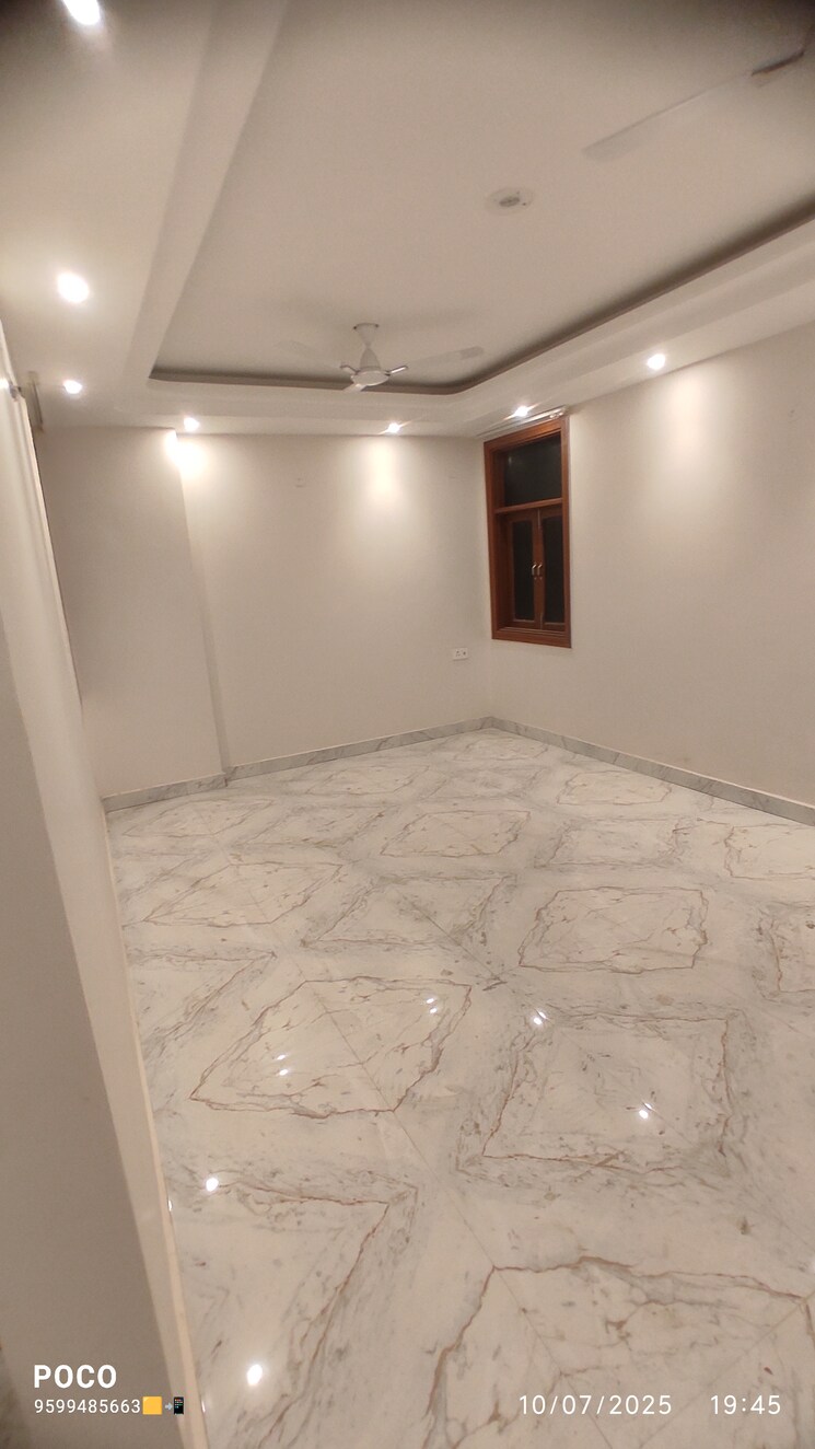 undefined, kishangarh 3 Bedroom 1300 Sq.Ft. Builder Floor In Kishangarh Delhi 8938221