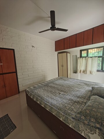 Bedroom in 2 BHK Apartment at Kendriya Vihar Seawoods, Seawoods West – for Rent