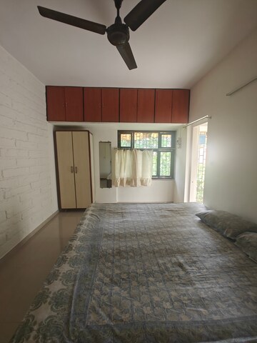 Room in 2 BHK Apartment at Kendriya Vihar Seawoods, Seawoods West – for Rent