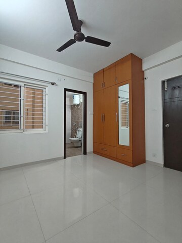Room in 2 BHK Apartment at Dsr Eden Greens, Varthur – for Sale