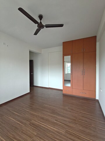 Room in 2 BHK Apartment at Dsr Eden Greens, Varthur – for Sale