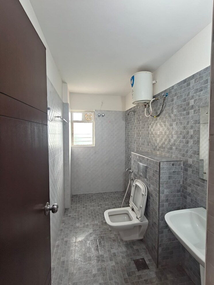Bathroom, dsr-eden-greens 2 Bedroom 1255 Sq.Ft. Apartment In Varthur Bangalore 8938256
