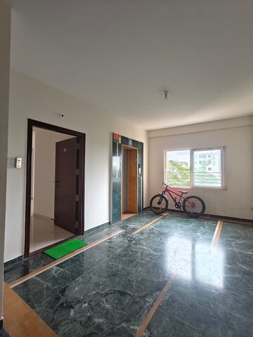 Room in 2 BHK Apartment at Dsr Eden Greens, Varthur – for Sale