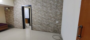 Room in 1 BHK Apartment at Vijay Nagari CHS, Vijay Nagari – for Rent