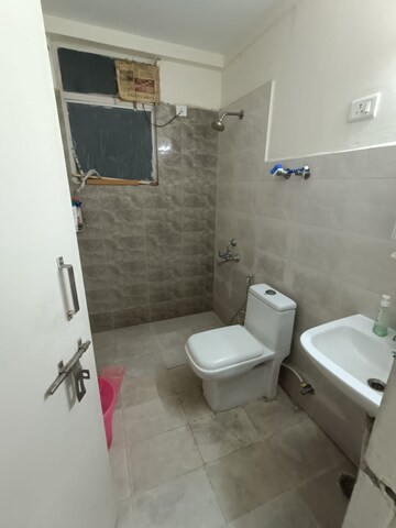 Bathroom in 2 BHK Apartment at Suncity Avenue 102, Sector 102 – for Sale