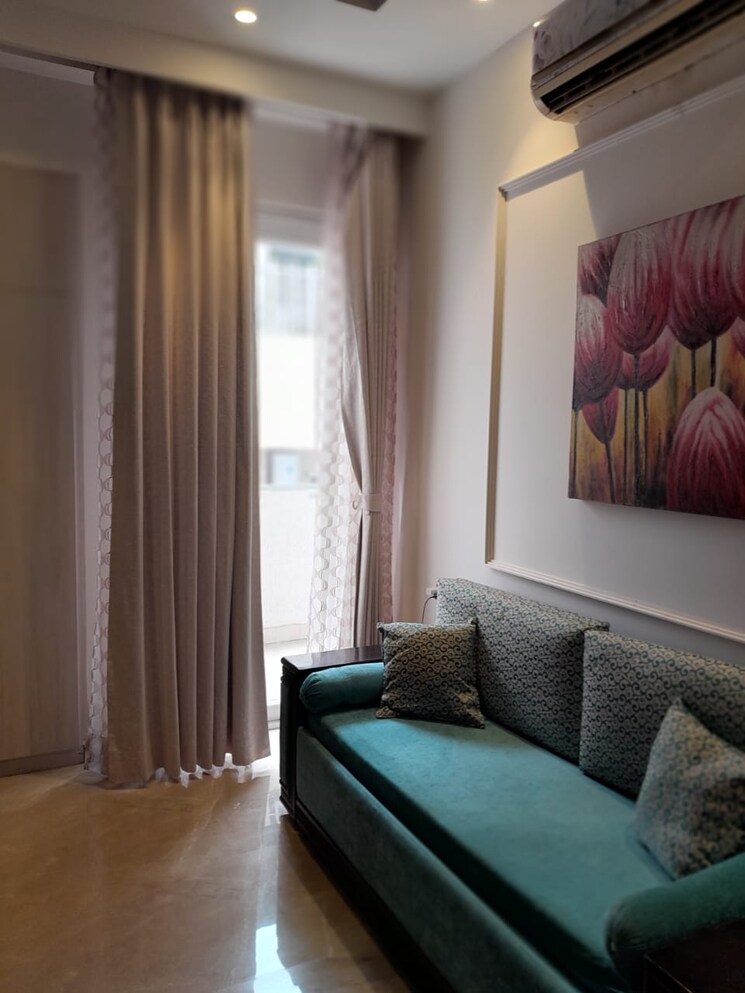 Bedroom, unitech-deerwood-chase 4 Bedroom 2450 Sq.Ft. Builder Floor In Nirvana Country Gurgaon 8938255