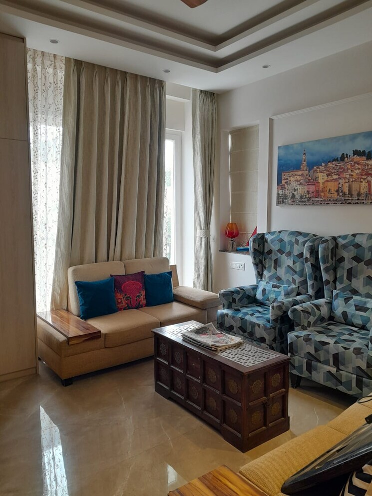 Living Room, unitech-deerwood-chase 4 Bedroom 2450 Sq.Ft. Builder Floor In Nirvana Country Gurgaon 8938255