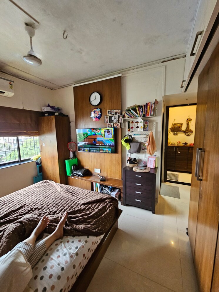 Bedroom, andheri west 2 Bedroom 900 Sq.Ft. Apartment In Andheri West Mumbai 8938249