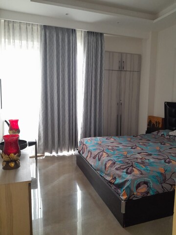 Bedroom in 4 BHK Builder Floor at Unitech Nirvana Country Cedar Crest, Sector 50 – for Rent
