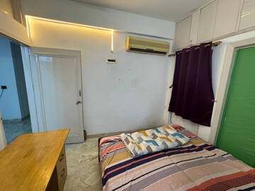 Bedroom in 1 BHK Apartment at Vasant Vihar – for Rent