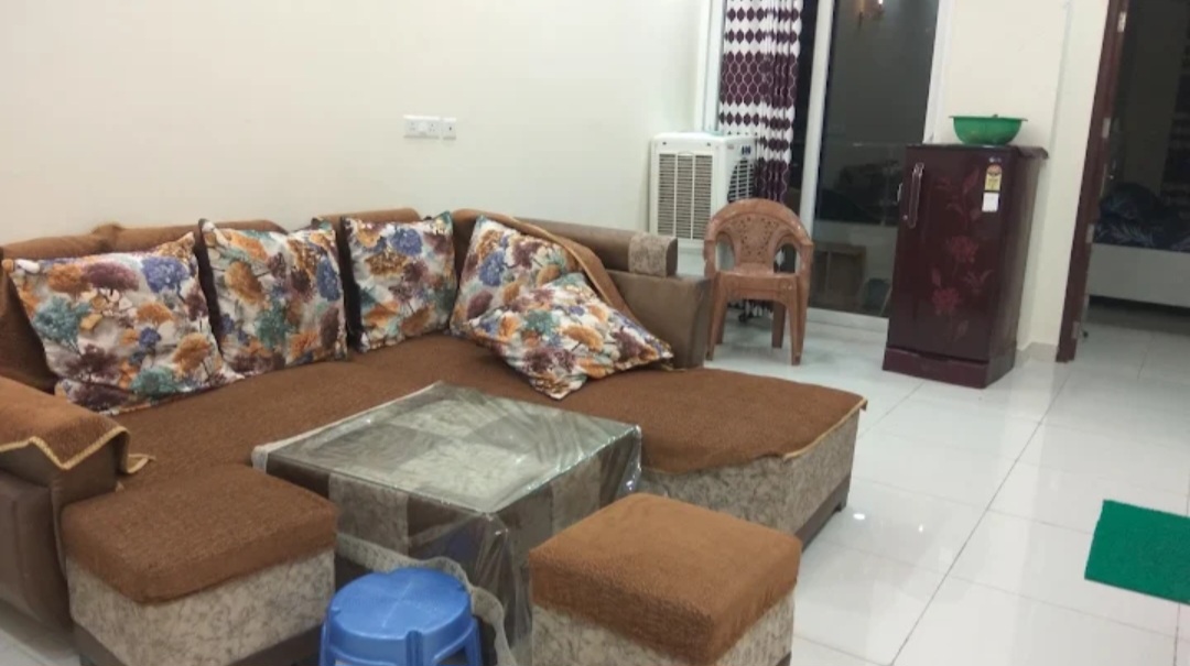 2 BHK Apartment For Sale in Emenox La Solara
