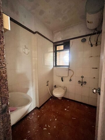 Bathroom in 3 BHK Apartment at Andheri West – for Rent