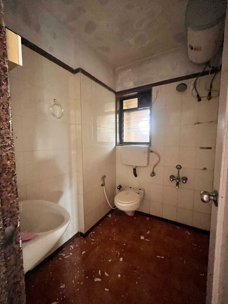 Bathroom, andheri west 3 Bedroom 1200 Sq.Ft. Apartment In Andheri West Mumbai 8938272