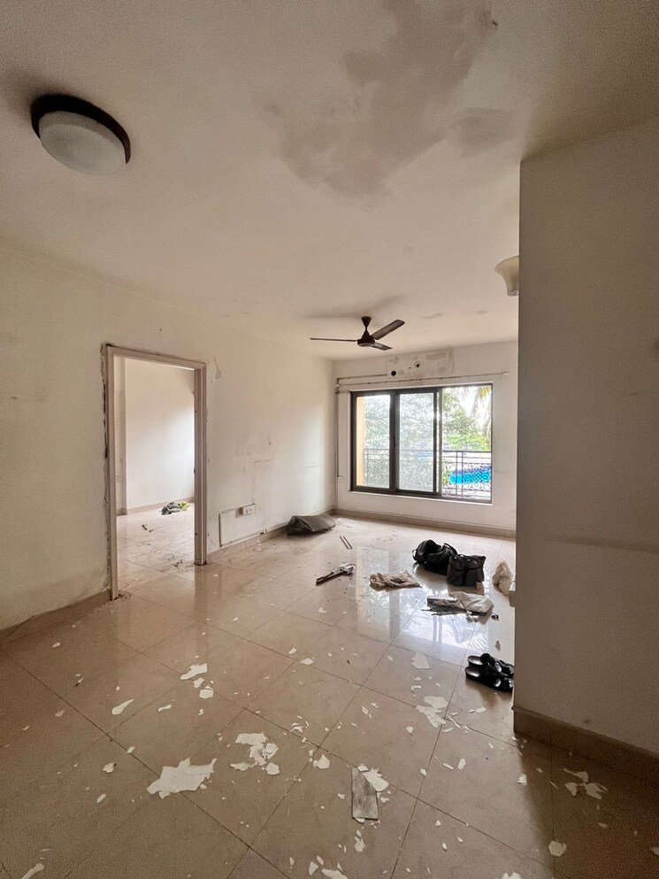 Room, andheri west 3 Bedroom 1200 Sq.Ft. Apartment In Andheri West Mumbai 8938272