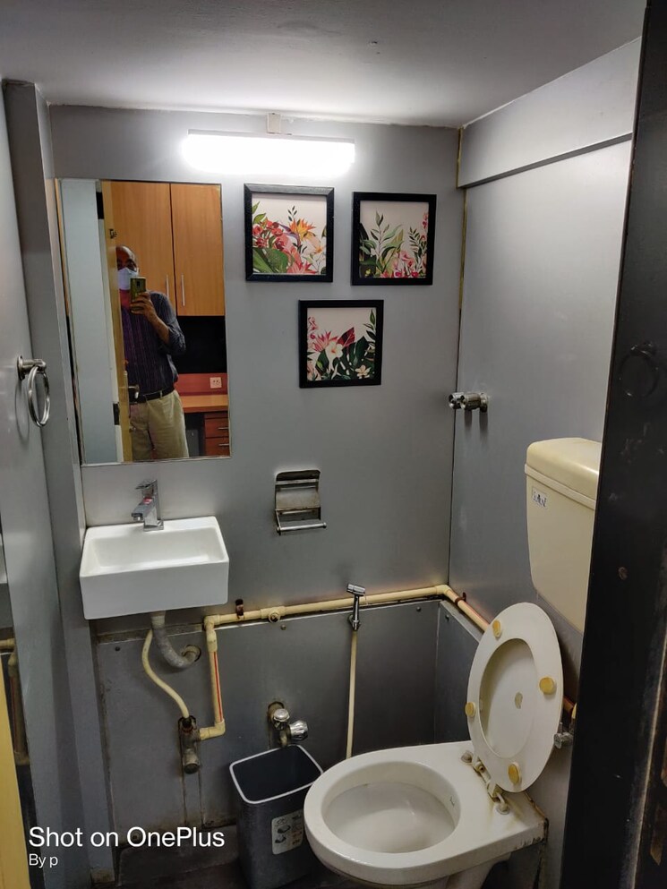 Team Area, andheri west Commercial Office Space 1100 Sq.Ft. In Andheri West Mumbai 8938276