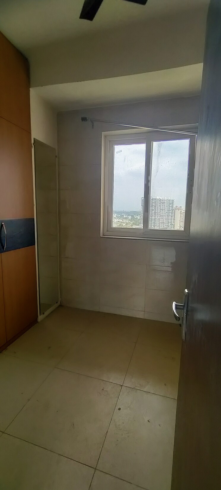 Other, bptp-discovery-park 3 Bedroom 2440 Sq.Ft. Apartment In Sector 80 Faridabad 8938318