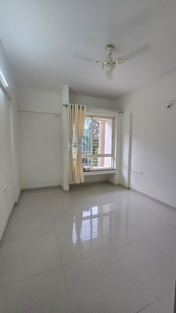 Room in 2 BHK Apartment at Nyati Ebony, Undri – for Rent