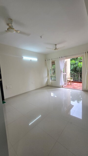 Room in 2 BHK Apartment at Nyati Ebony, Undri – for Rent