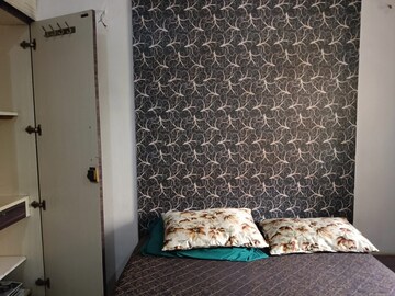 Bedroom in 2 BHK Apartment at Cozihom Apartments, Bandra West – for Rent