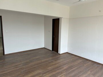 Room in 3 BHK Apartment at VTP CELESTA, Mohammadwadi – for Rent