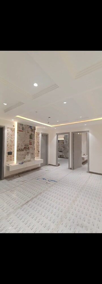 Building Lobby in 3 BHK Builder Floor at Vivek Vihar Phase 1 – for Sale