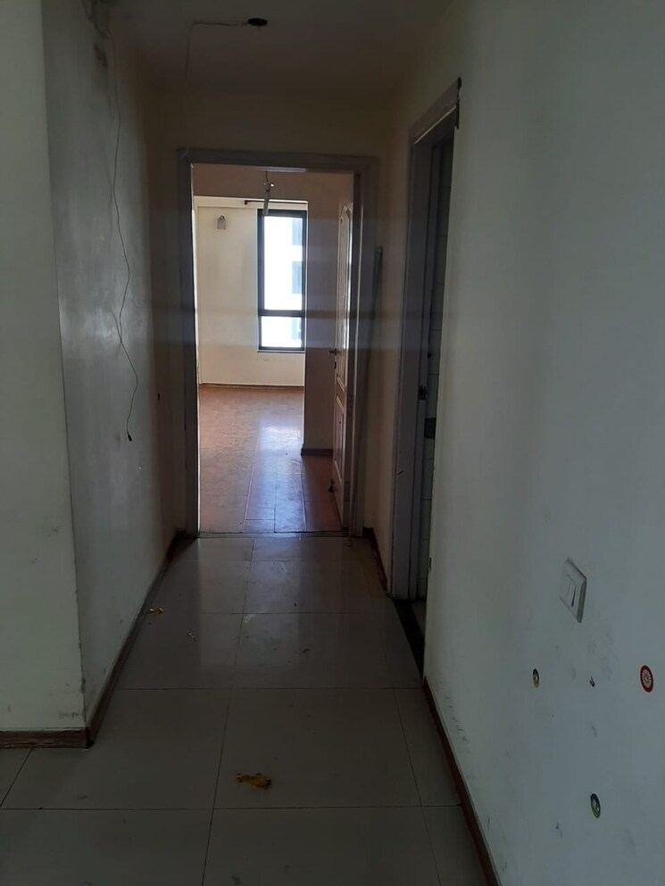 undefined, unitech-the-close-north 3 Bedroom 2100 Sq.Ft. Apartment In Sector 50 Gurgaon 8938358