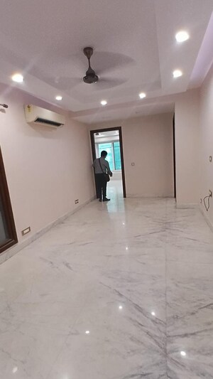 Room in 4 BHK Builder Floor at Greater Kailash ii – for Sale