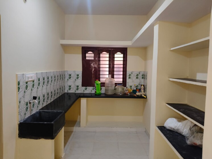 Kitchen, mg road 3 Bedroom 1700 Sq.Ft. Builder Floor In Mg Road Bangalore 8938375