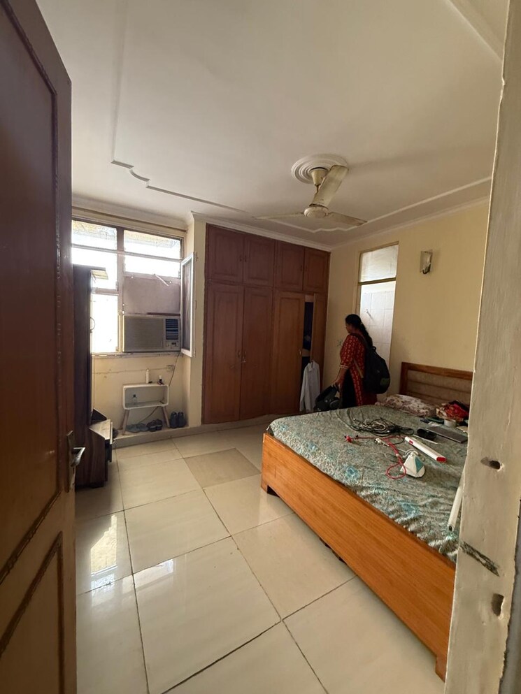 Master Bedroom, kalkaji 2 Bedroom 100 Sq.Yd. Builder Floor In Kalkaji Delhi 8938376