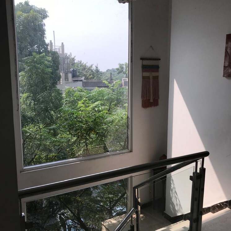 Balcony, south delhi 6+ Bedroom 3500 Sq.Ft. Apartment In South Delhi Delhi 8938392