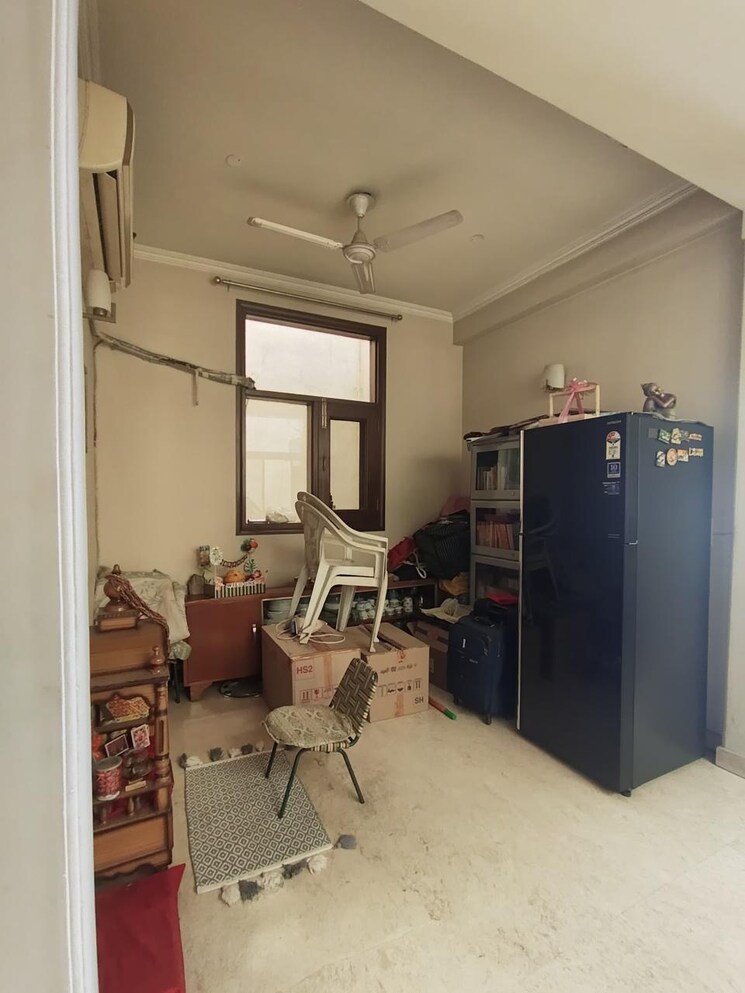 Master Bedroom, panchsheel enclave 3 Bedroom 265 Sq.Yd. Builder Floor In Panchsheel Enclave Delhi 8938401