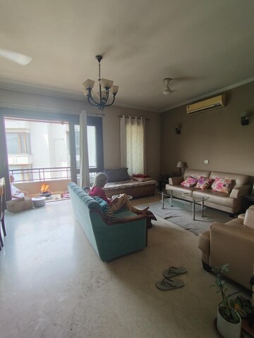 Living Room in 3 BHK Builder Floor at Panchsheel Enclave – for Rent