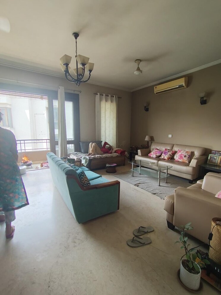 Living Room, panchsheel enclave 3 Bedroom 265 Sq.Yd. Builder Floor In Panchsheel Enclave Delhi 8938401