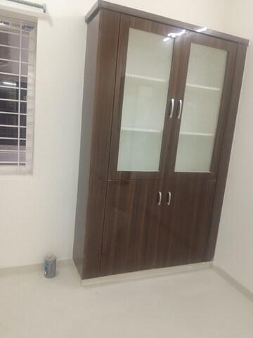 Room in 2 BHK Apartment at Manikonda – for Rent