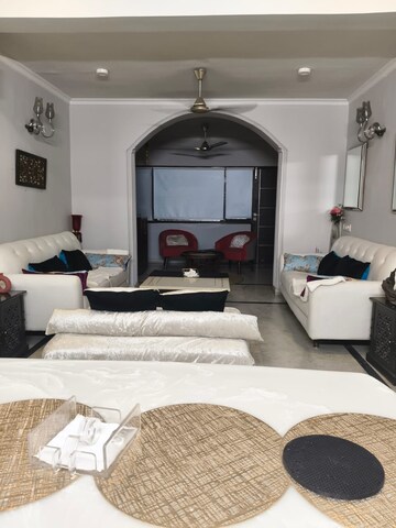 3 BHK Builder Floor For Rent in Saket