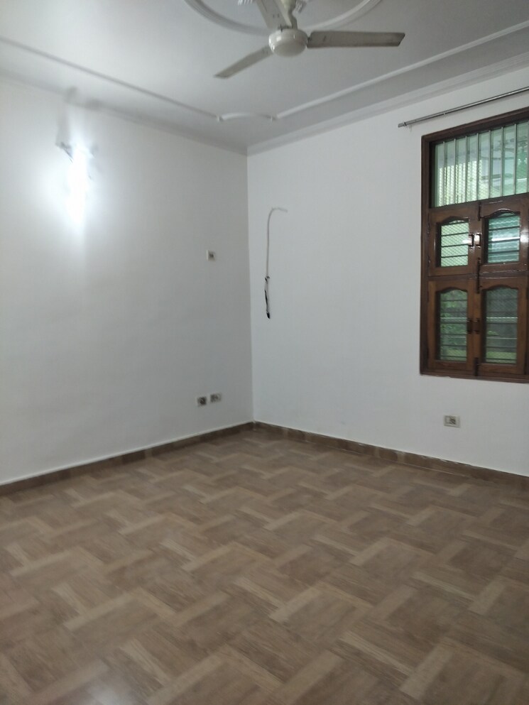 Room, unitech-south-city-ii 3 Bedroom 1600 Sq.Ft. Builder Floor In Sector 50 Gurgaon 8938433