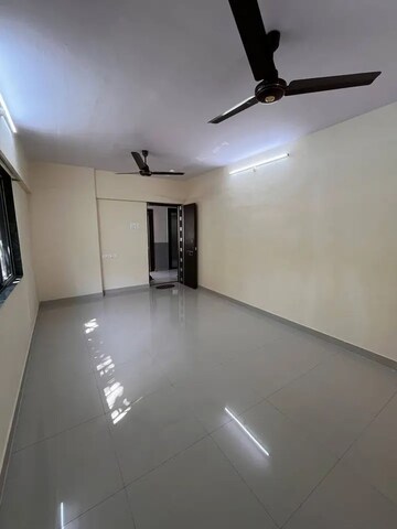 Room in 2 BHK Apartment at Samruddhi CHS Goregaon West, Motilal Nagar – for Rent