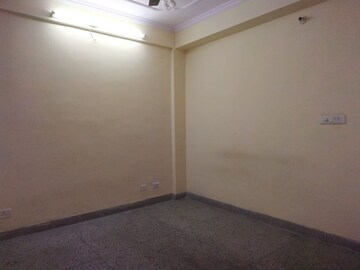 Room in 1 BHK Apartment at Molarband – for Rent