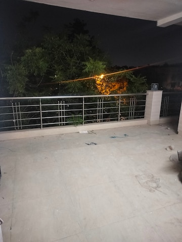 Balcony in 3.5 BHK Apartment at Sarita Vihar Pocket-C RWA, Sarita Vihar – for Rent