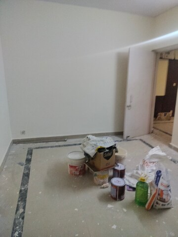 Master Bedroom in 3.5 BHK Apartment at Sarita Vihar Pocket-C RWA, Sarita Vihar – for Rent