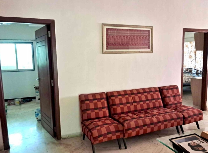 4 BHK + Servant Room Apartment For Rent in Vinayak CHS Bandra East