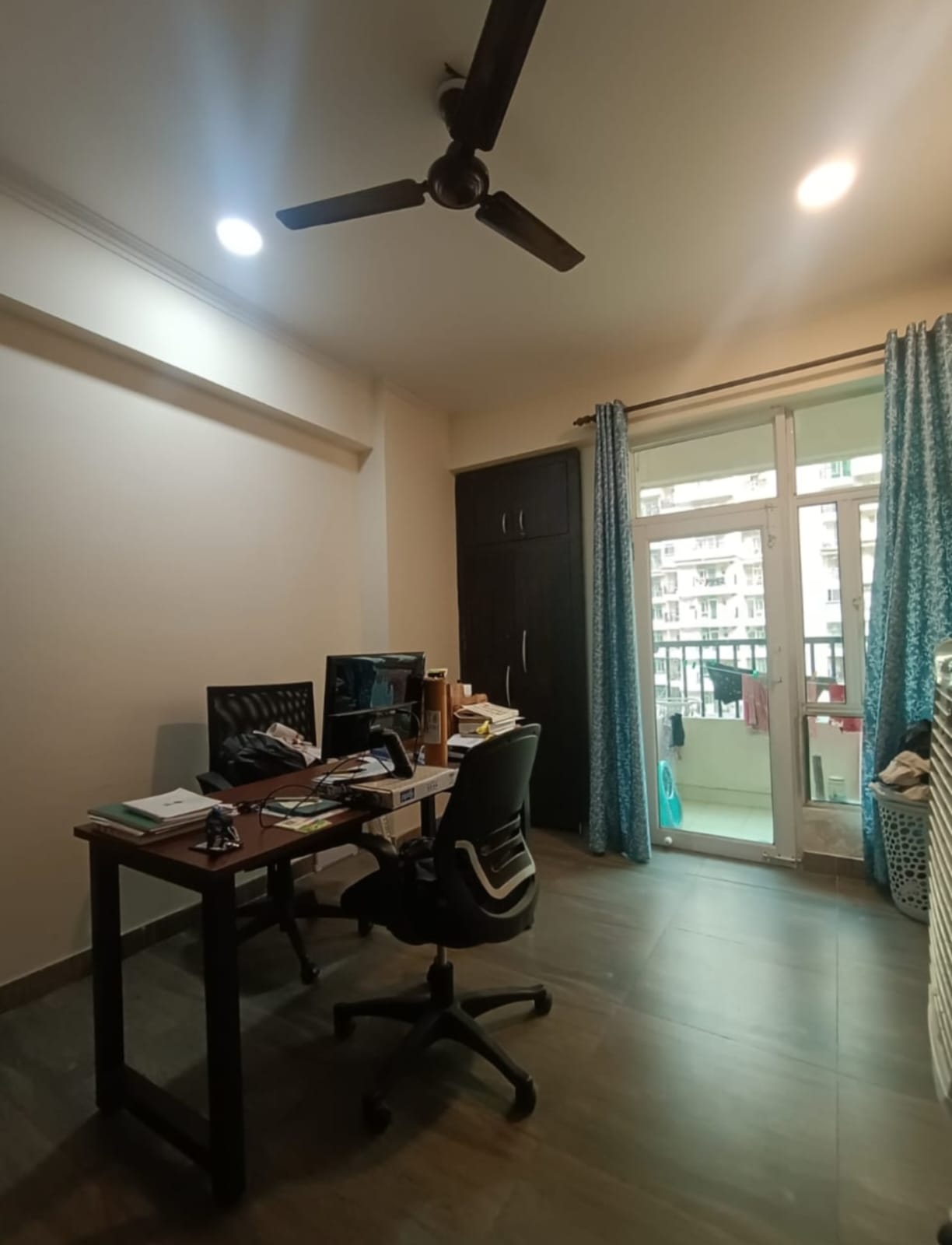 2 BHK Apartment For Rent in Gaur City 6th Avenue