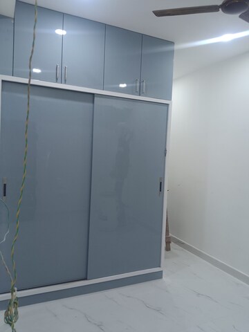 Furnished Amenities in 2 BHK Apartment at Manikonda – for Rent