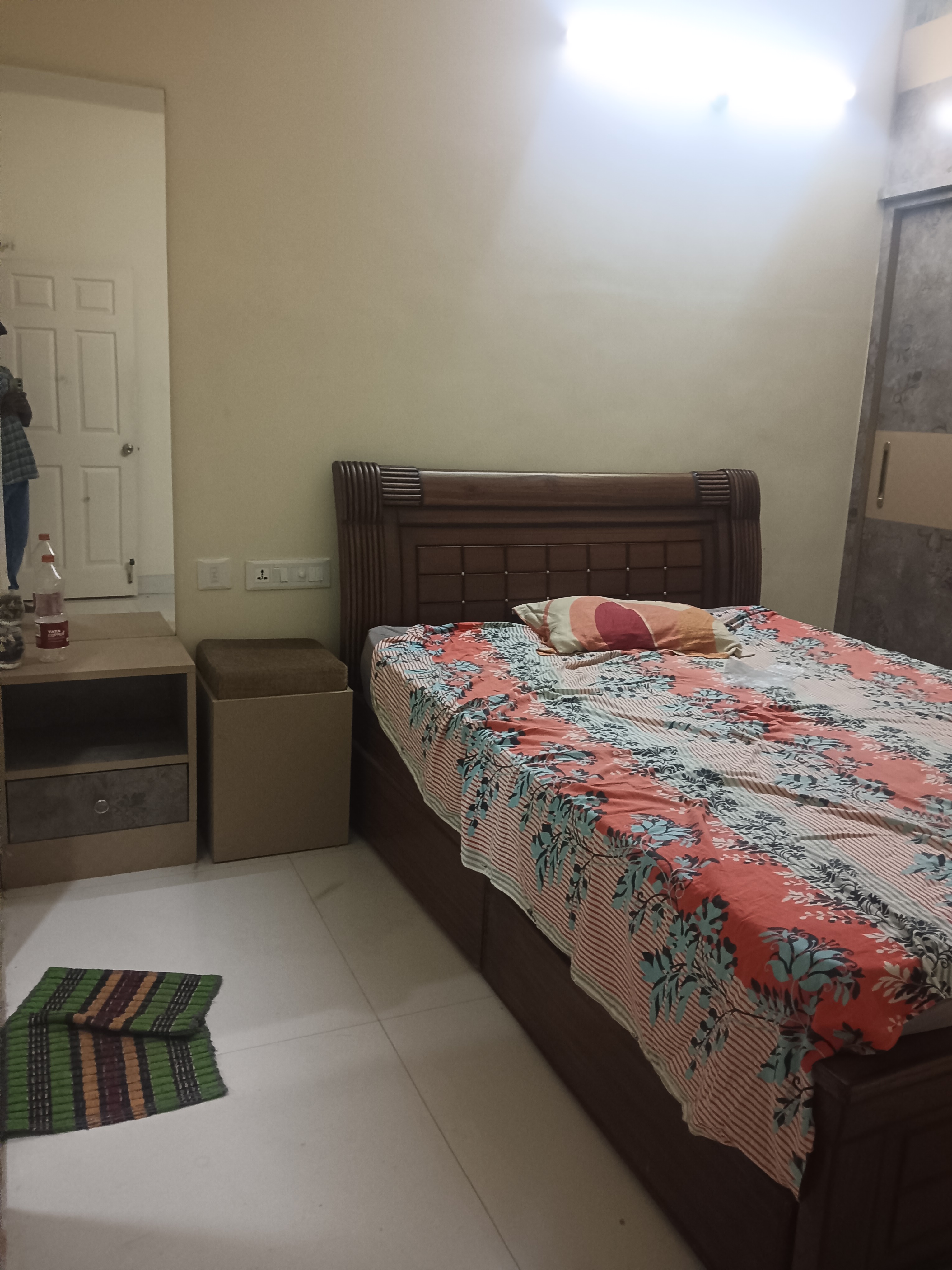 2 BHK + Pooja Room Apartment For Rent in Swamy Srr Residency 